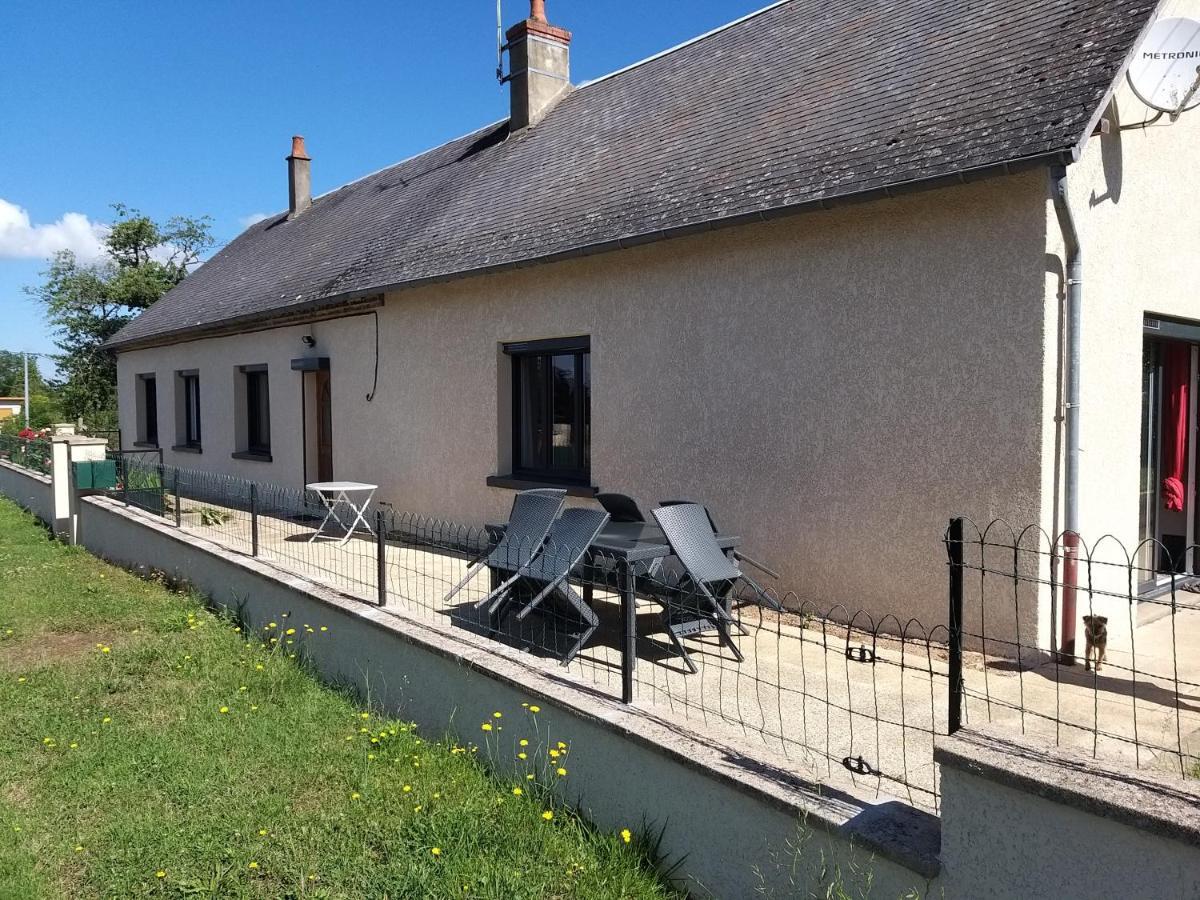 Chambres Chez L Habitant Proches Circuit Magny Cours Luthenay-Uxeloup Exterior photo